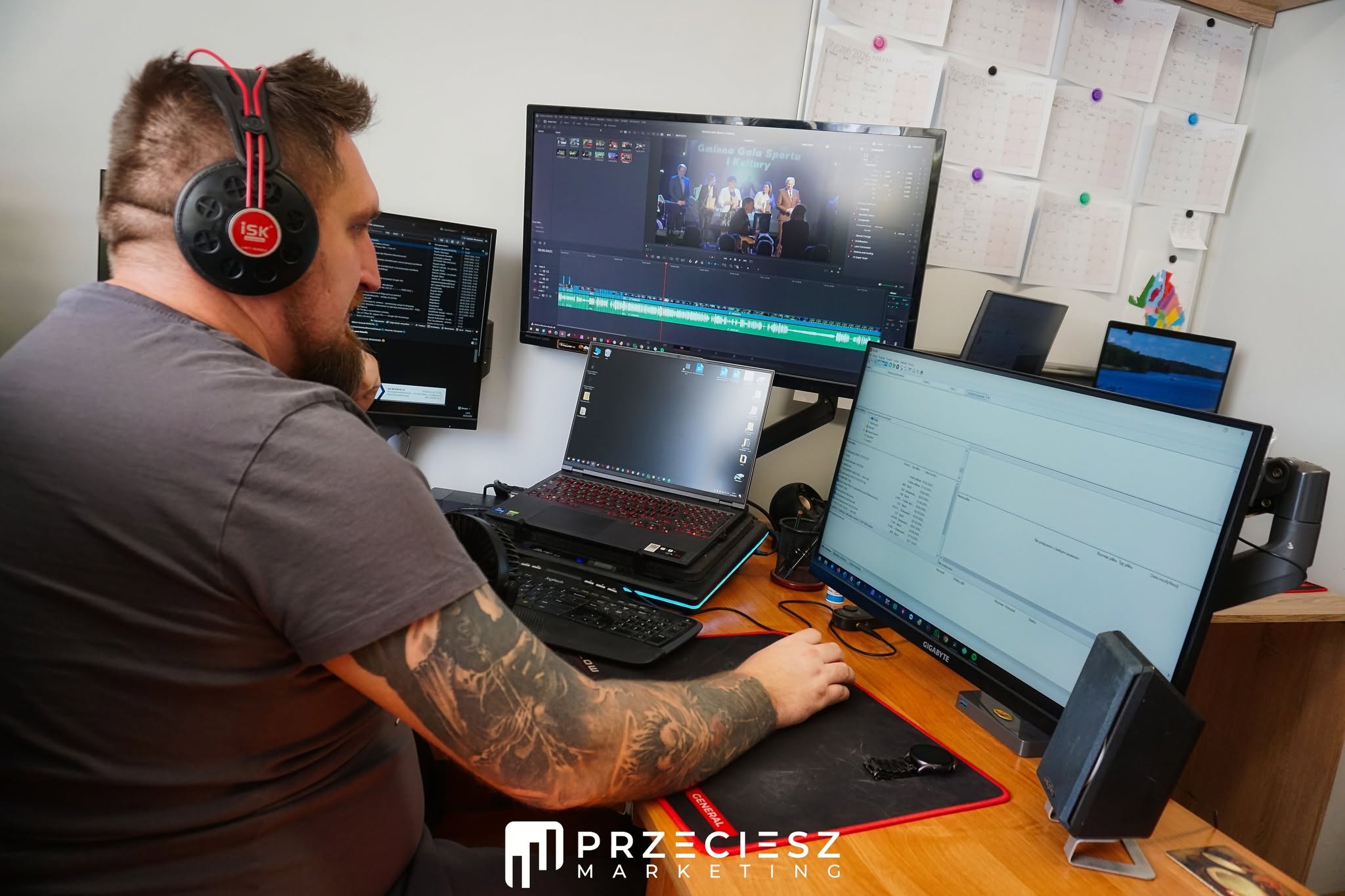 Montaż materiałów wideo w Przeciesz Marketing